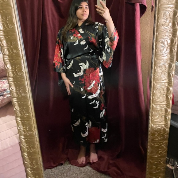 Silk Japanese kimono - Picture 2 of 11